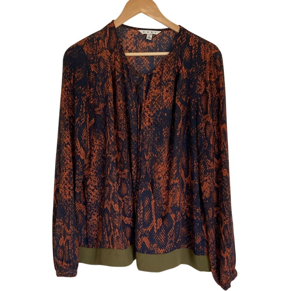 Cabi Women's 101 Surplice Crossover Long Sleeve Blouse Navy Orange Snakeskin L